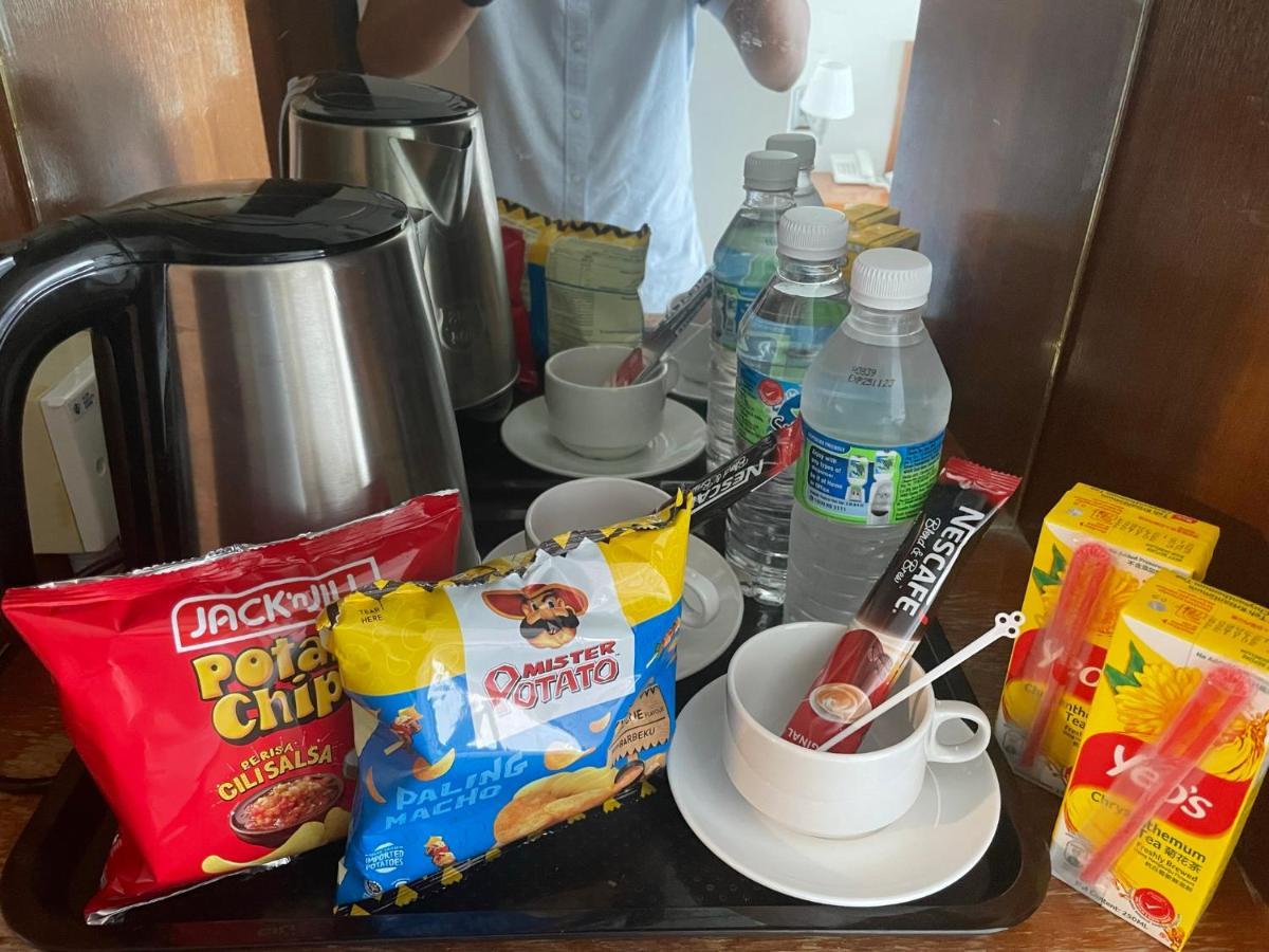 Putra Brasmana Hotel Kuala Perlis Esterno foto