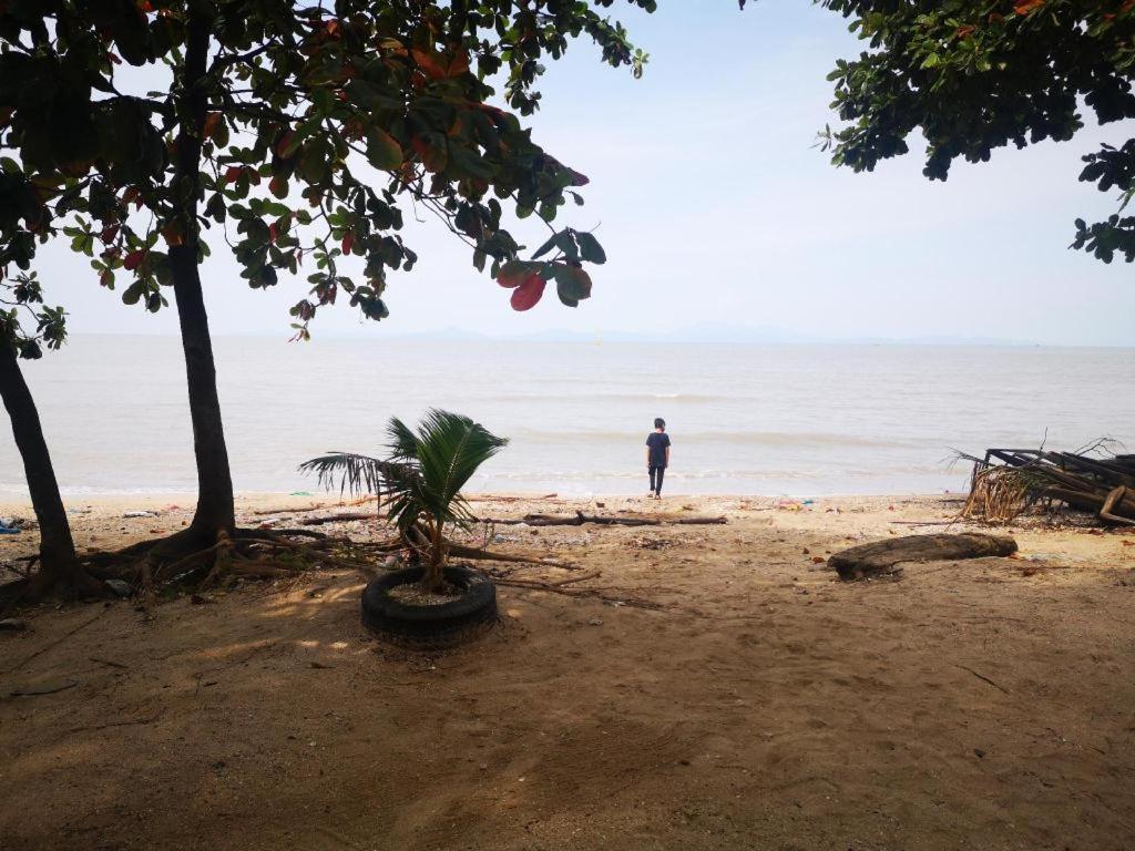 Putra Brasmana Hotel Kuala Perlis Esterno foto