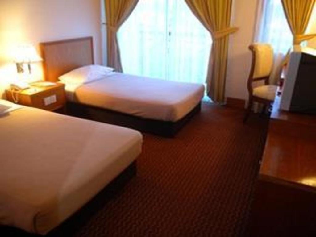 Putra Brasmana Hotel Kuala Perlis Esterno foto