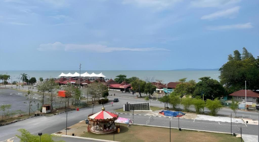 Putra Brasmana Hotel Kuala Perlis Esterno foto