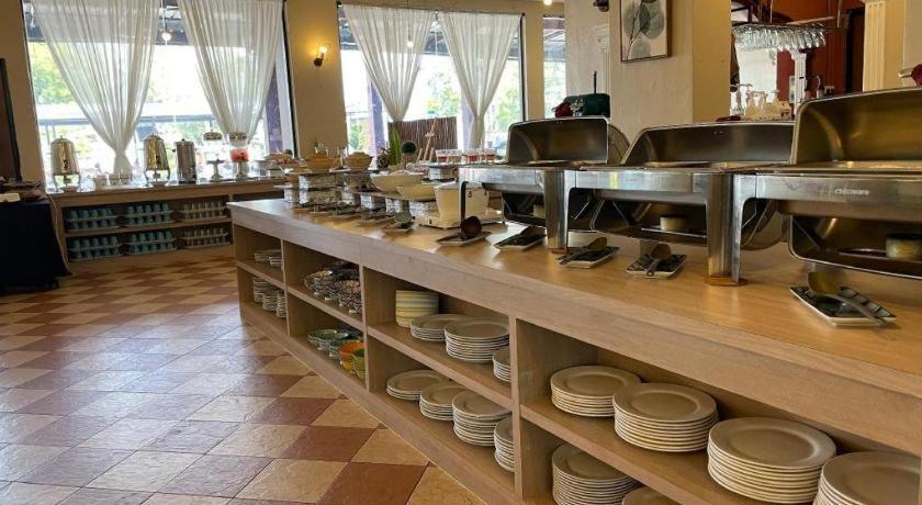 Putra Brasmana Hotel Kuala Perlis Esterno foto