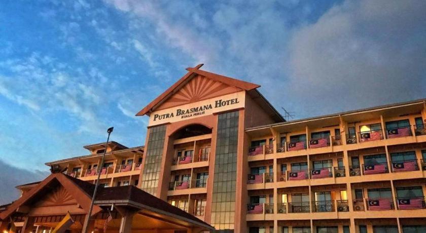 Putra Brasmana Hotel Kuala Perlis Esterno foto